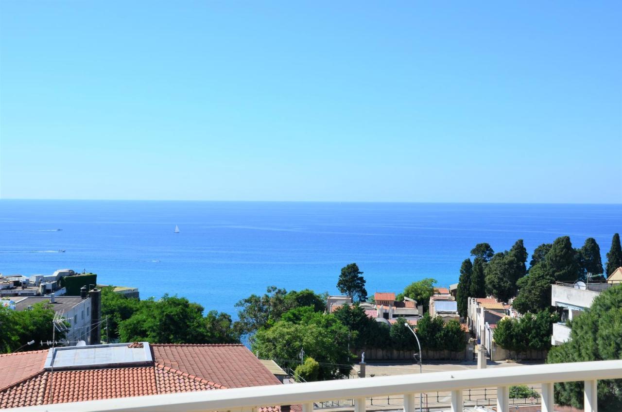 Penthouse Mare E Monti Lägenhet Tropea Exteriör bild